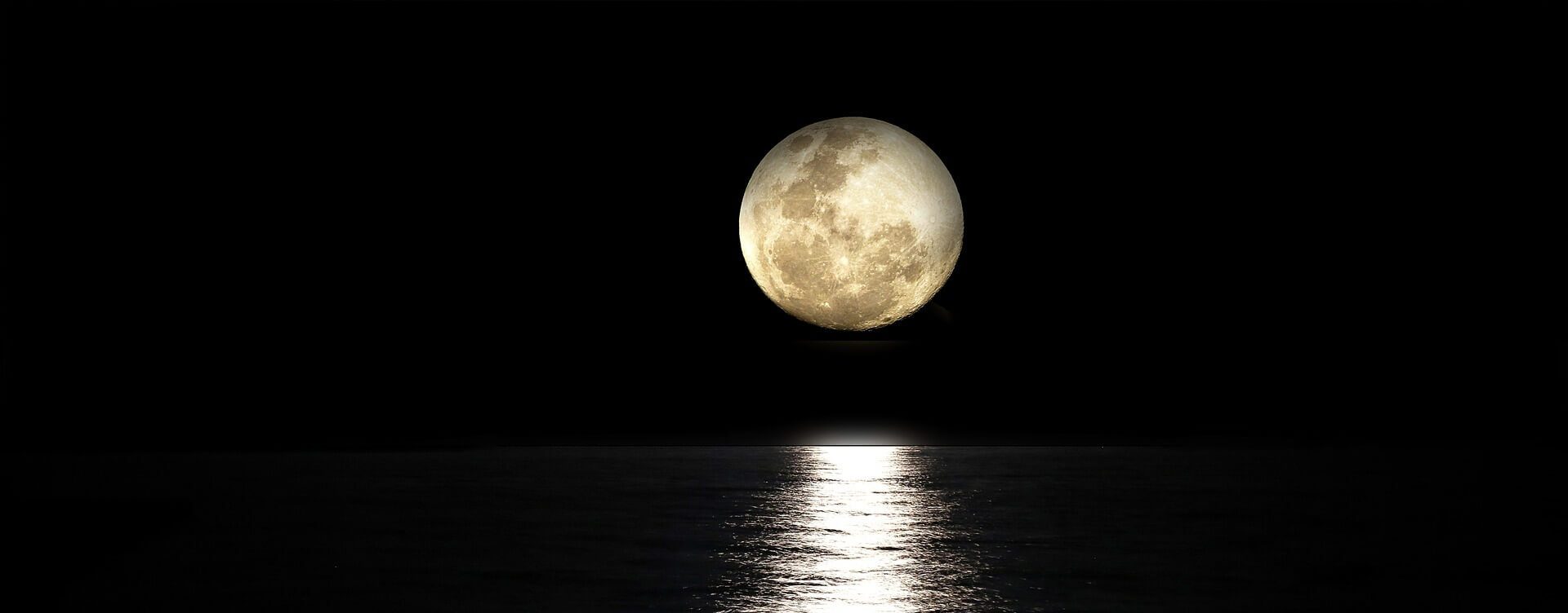 moon-2762111_1920 (1)